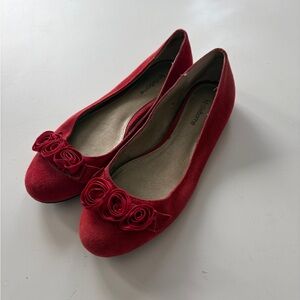 Red Women's Flats with Floral Detail